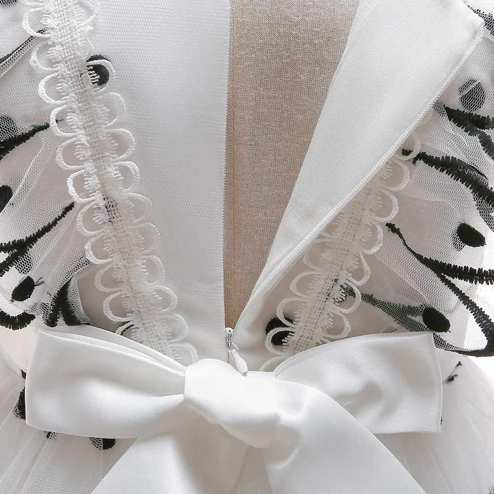 Новое поступление Детские дизайнерские брендовые праздничные костюмы на день