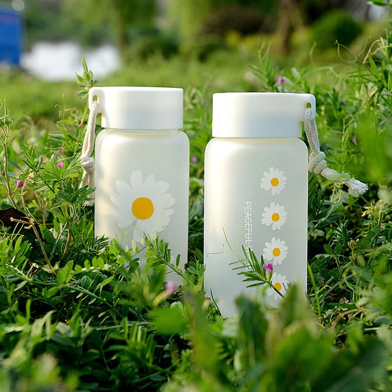 

500ml Water Bottle Little daisy Matte Portable Water Cup Juicing Milk Bottles Tea Cup Female Student Creative Handy Cup