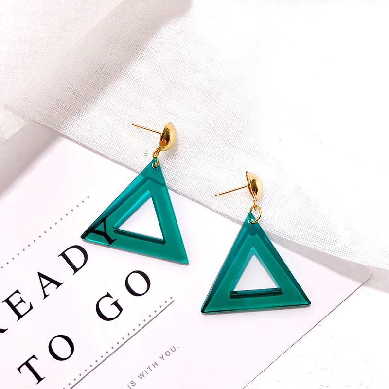 Корея горячая распродажа Новые Модные Акриловые серьги треугольник сыра милый