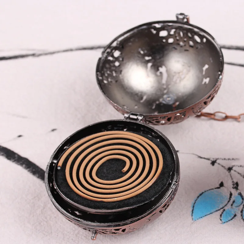 

Alloy Hollow Sachet Ball Zen Tea Ceremony Incense Ball Back Incense Burner Incense Burner Tray Incense Burner