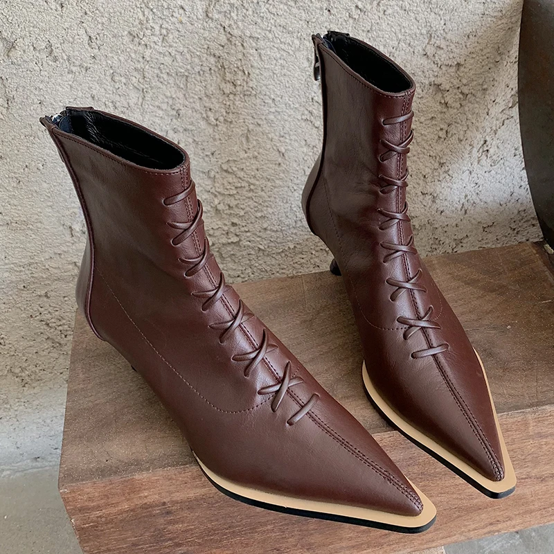 

Женские осенне-зимние короткие современные ботильоны 2021, модная женская обувь с острым носком на тонком каблуке, женские новые ботинки челс...