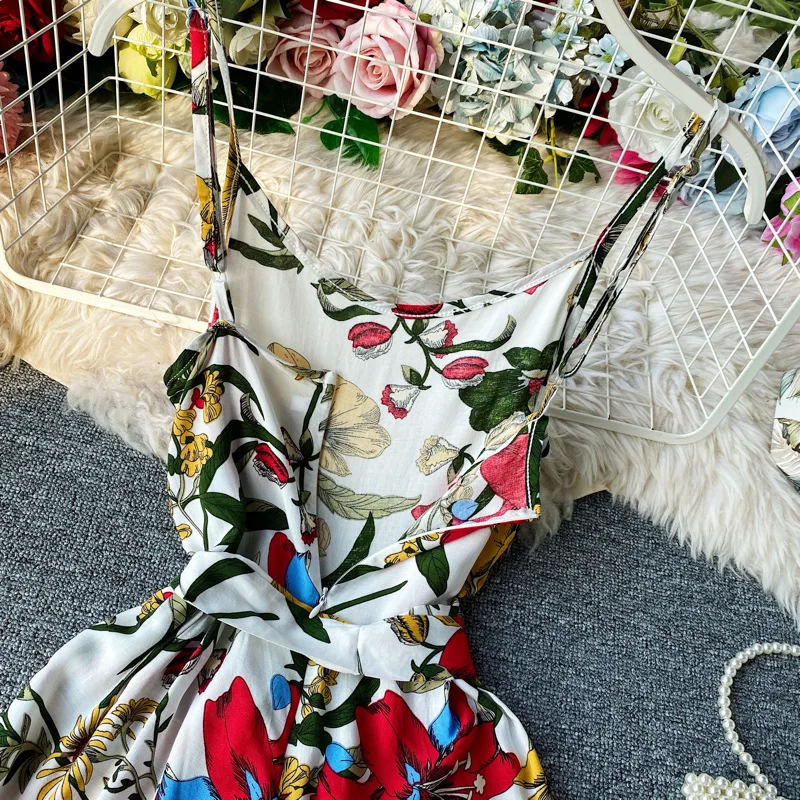 

New Beach Leisure Jumpsuit Floral Print Open Back Chiffon Suspender Jumpsuit Wide leg Pants Casual Shorts for Women
