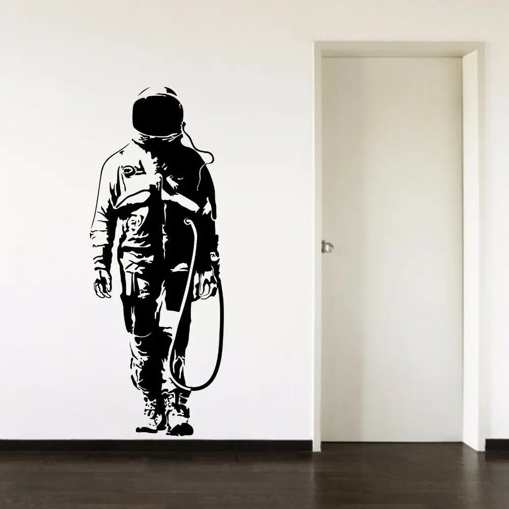 

Astronaut Wall Decals Space pilot Removable Vinyl Wall Sticker home Decor living room Kids Room Decoration Accessories X688