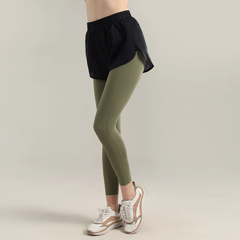 

2021 New Breathable Mesh Gauze Prevent Embarrassing Yoga Leisure Fashion Running Shorts Female Quick-Drying Fitness Fever Pants