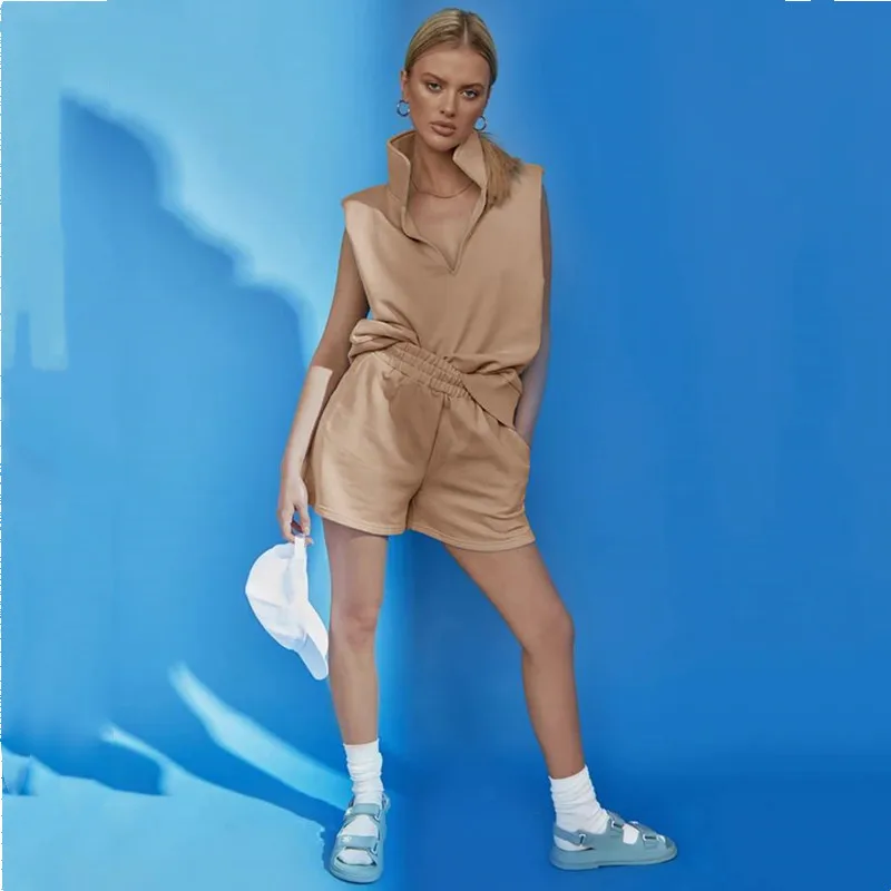 

Pure Color Sleeveless Tshirts And Shorts Two Piece Set Women 2021 Summer New Stand-up Collar Shoulder Pad Shorts Casual Suit
