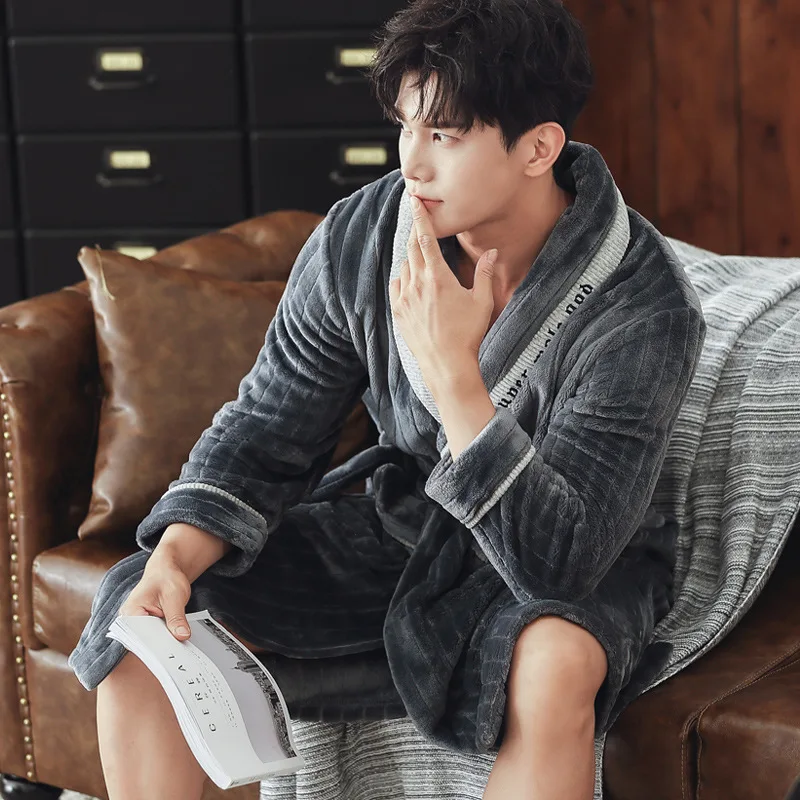 Winter Men's Nightgown New Thickened Warm Flannel Long Sleeve Lapel Pajamas Coral Fleece  Sleepwear Bath Designer Robe Bathrobe
