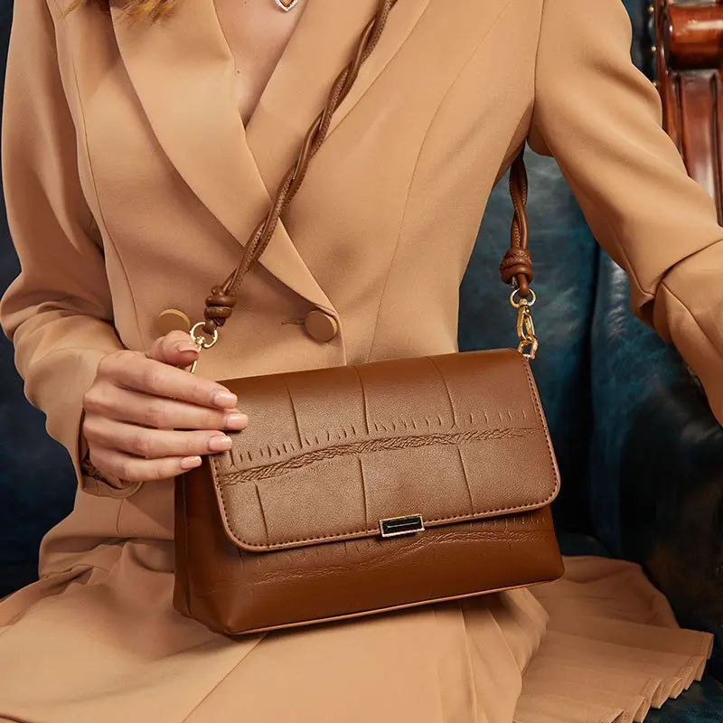 

LU.FAWN Spring New Delicate Texture Palm Pattern Small Square Bag Fashion Retro Style Ladies Shoulder Messenger Handbag PU5808