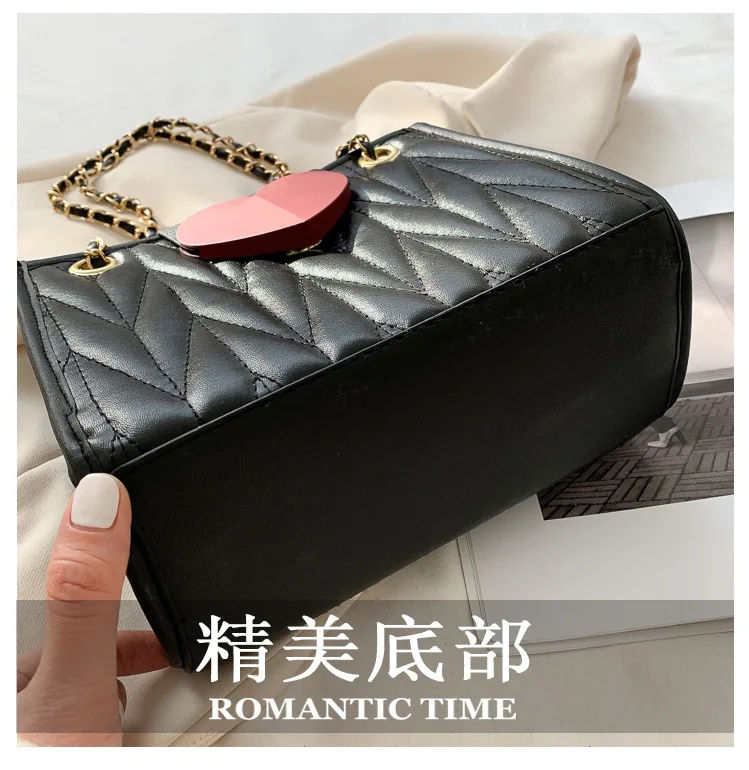 

2021 New Korean Style Women Shoulder Bag PU Leather Chain Messenger Crossbody Hobos Handbag Famous Designer