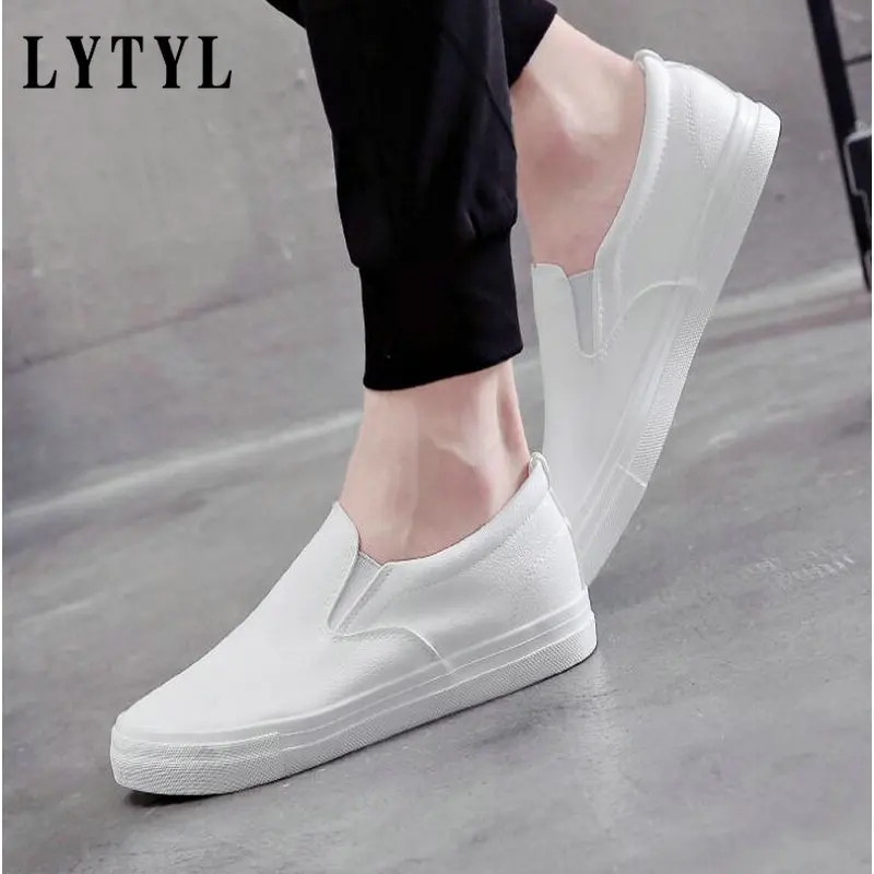 

High quality Men fashion breathable Sneakers men leather Flat shoes casual slip on Loafers Driving Shoes Black B20-525