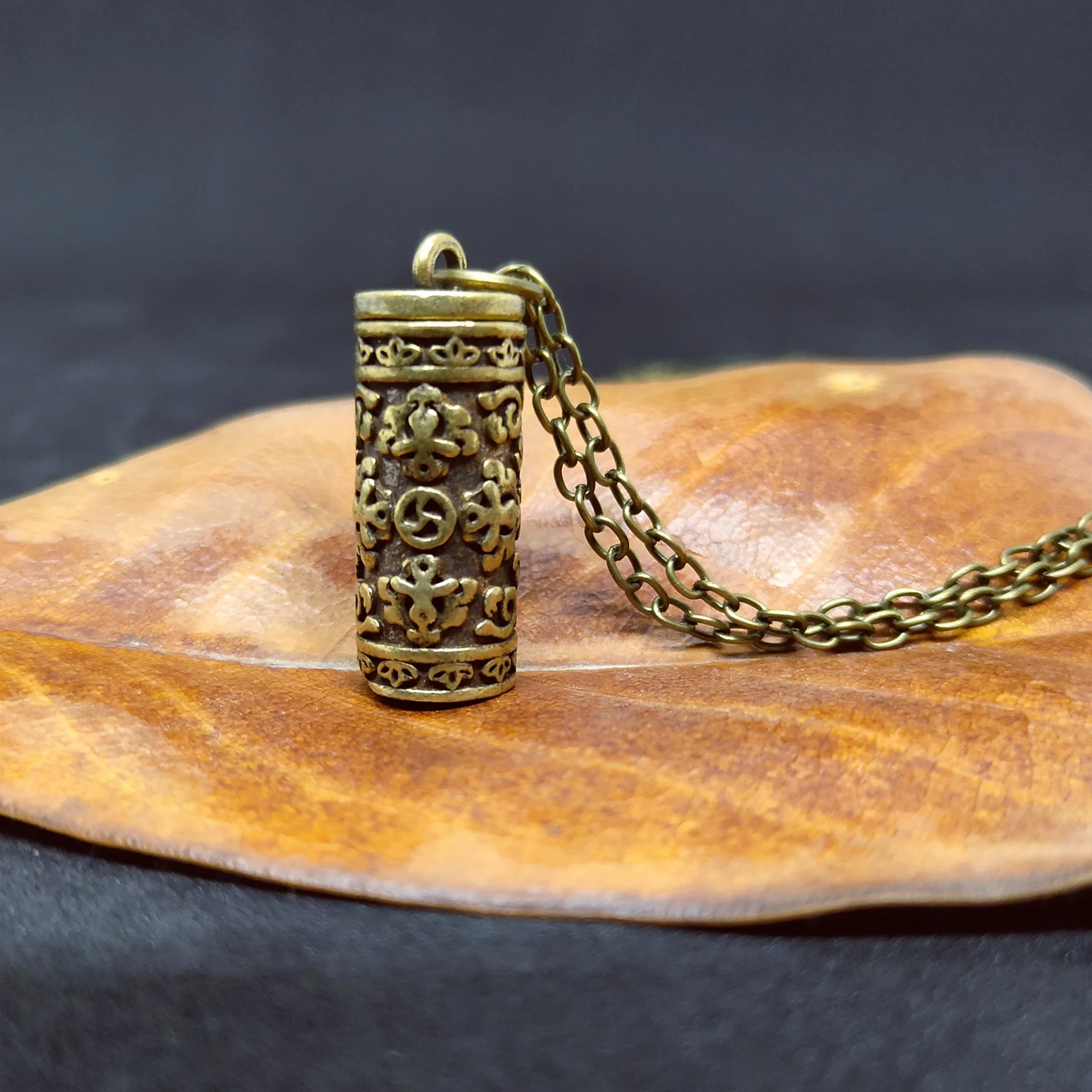 Retro Brass Cremation Mini Urn Ashes Cylinder Vial Pendant Necklace Sanskrit Mantra Embossed Pendant Charm Memorial Jewelry