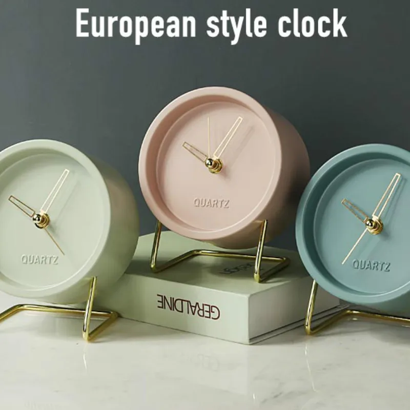 

Nordic Luxury Desk Clock Table Minimalist Creative Modern Standing Table Clock Desktop Bedroom Reloj De Mesa Home Decor AD50TC