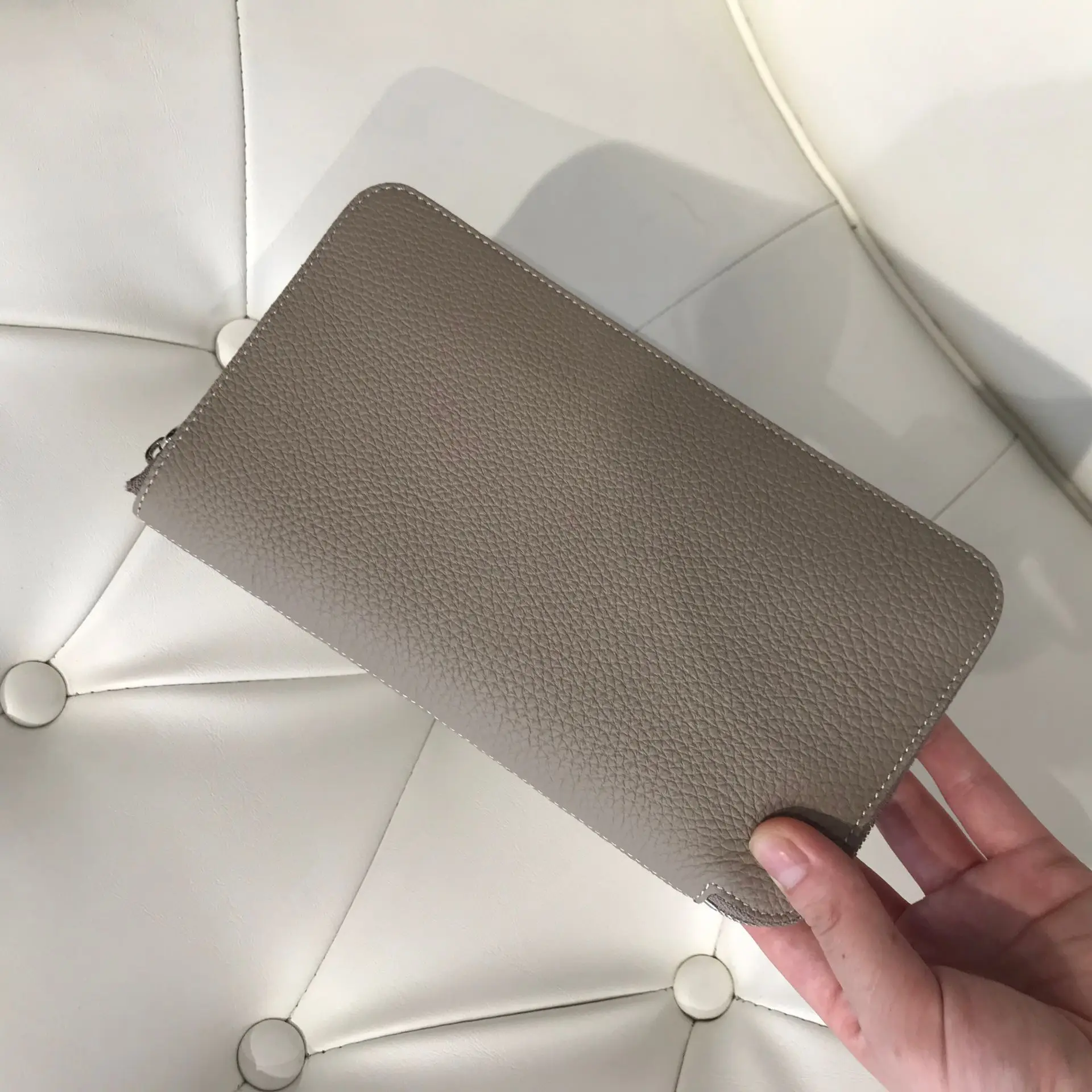 

2020 new leather wallet women's Wallet Zipper long head skin lychee card zero wallet multi function Togo