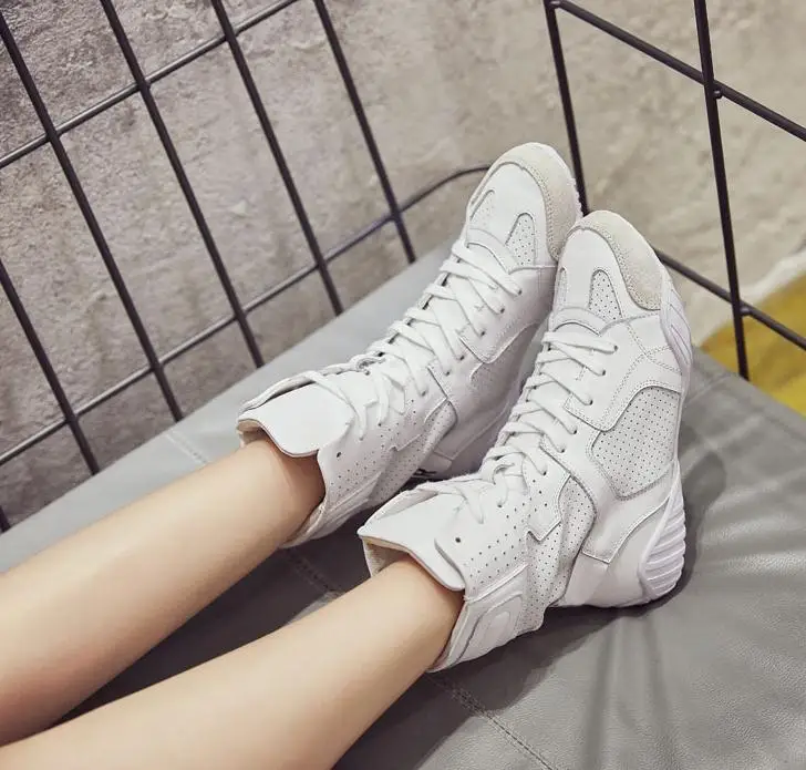 

Women Shoes White High Top Sneakers Spring Summer Women Casual Shoes Fashion Canvas Shoes Breathable Solid Color Flat With Shoes
