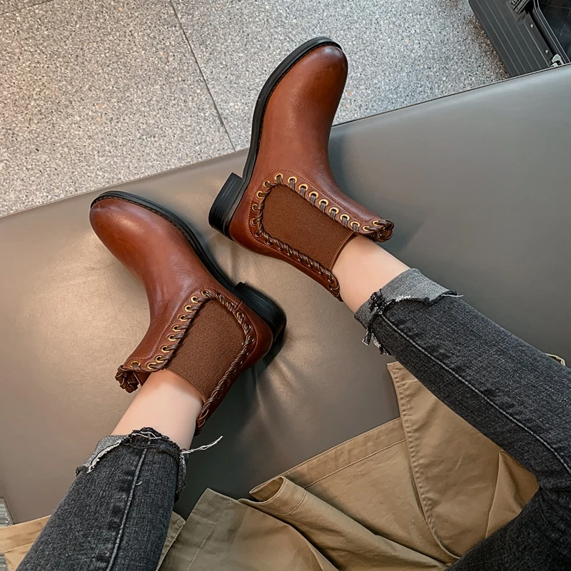 

New Women's Boots In Autumn and Winter 2021 Retro Thick Heel Ankle Boots Leather European and American Knight Boots Black Brown