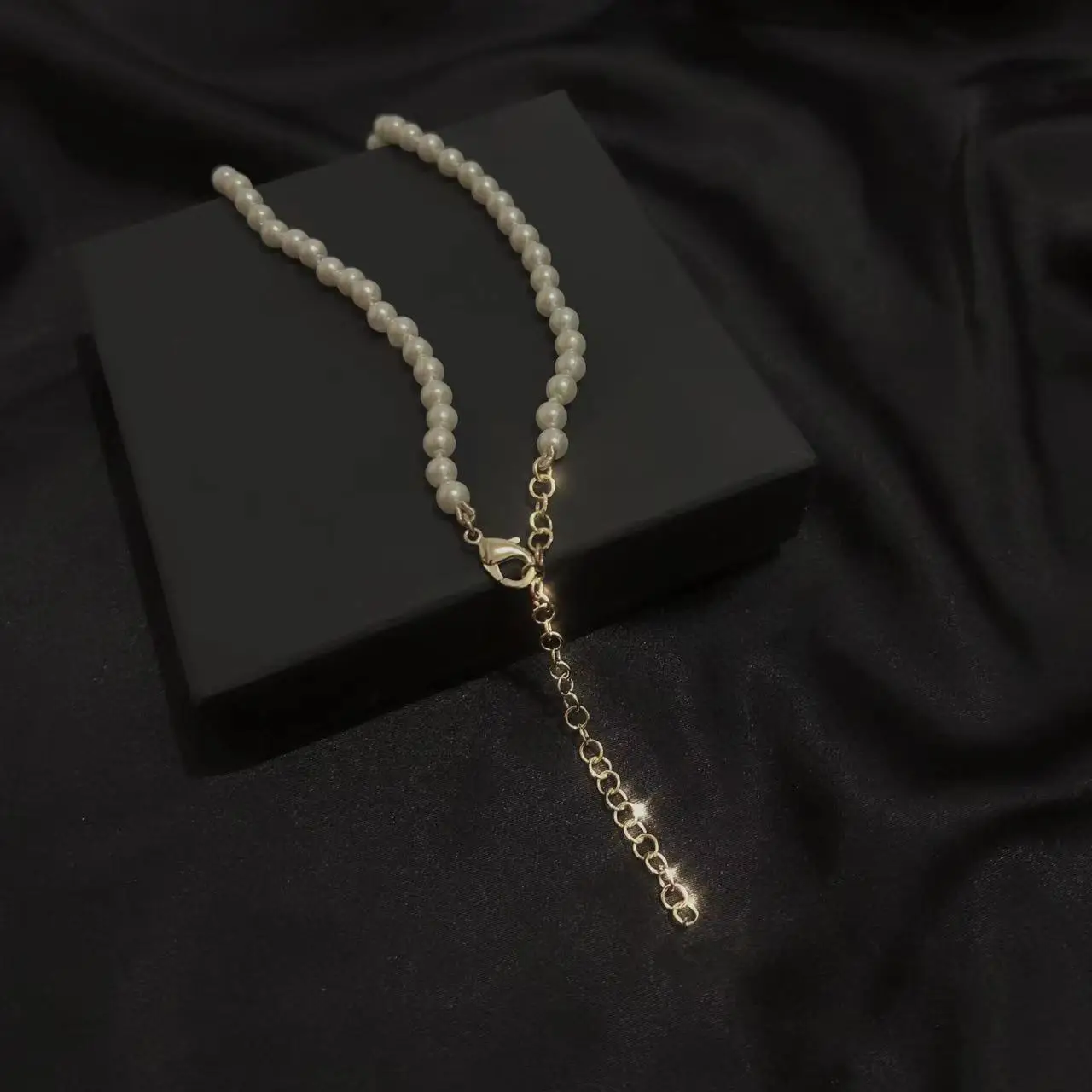 

Popular Original Fashion Brand Women Female 2021 Winter Jewelry Necklace Pearl Quality Luxury Chain Choker Logo Christmas Gift