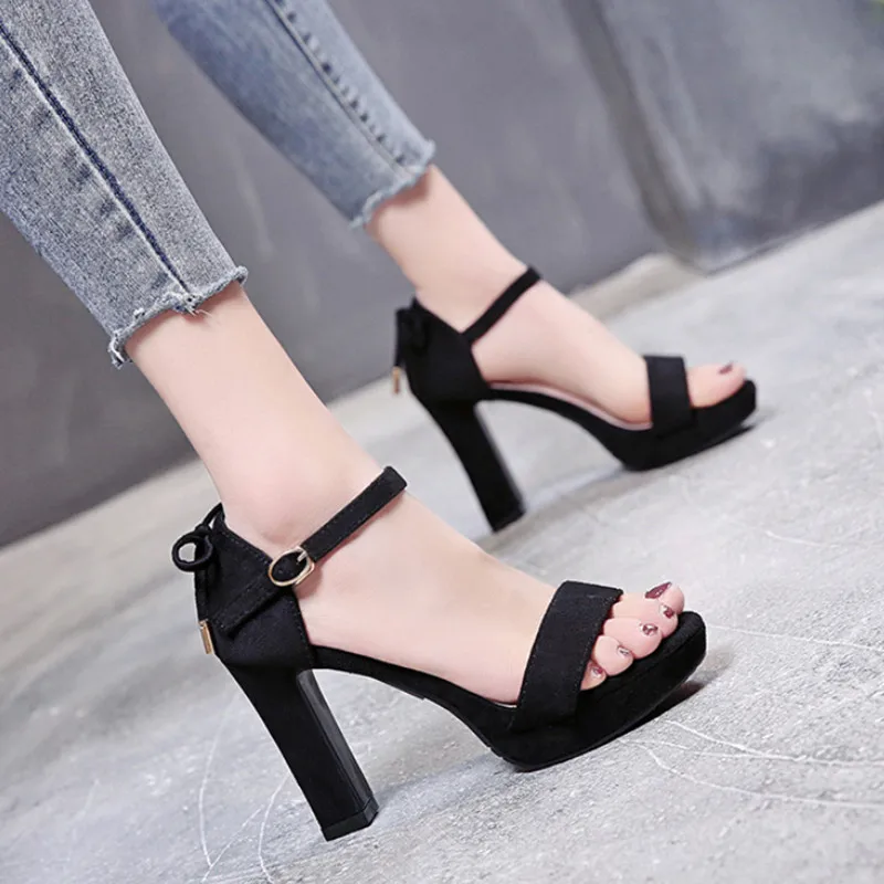 

Все-Матч слово босоножки на водонепроницаемой платформе с толстым каблуком; Пикантные женские туфли с маленьким бантиком, свежий обувь на в...