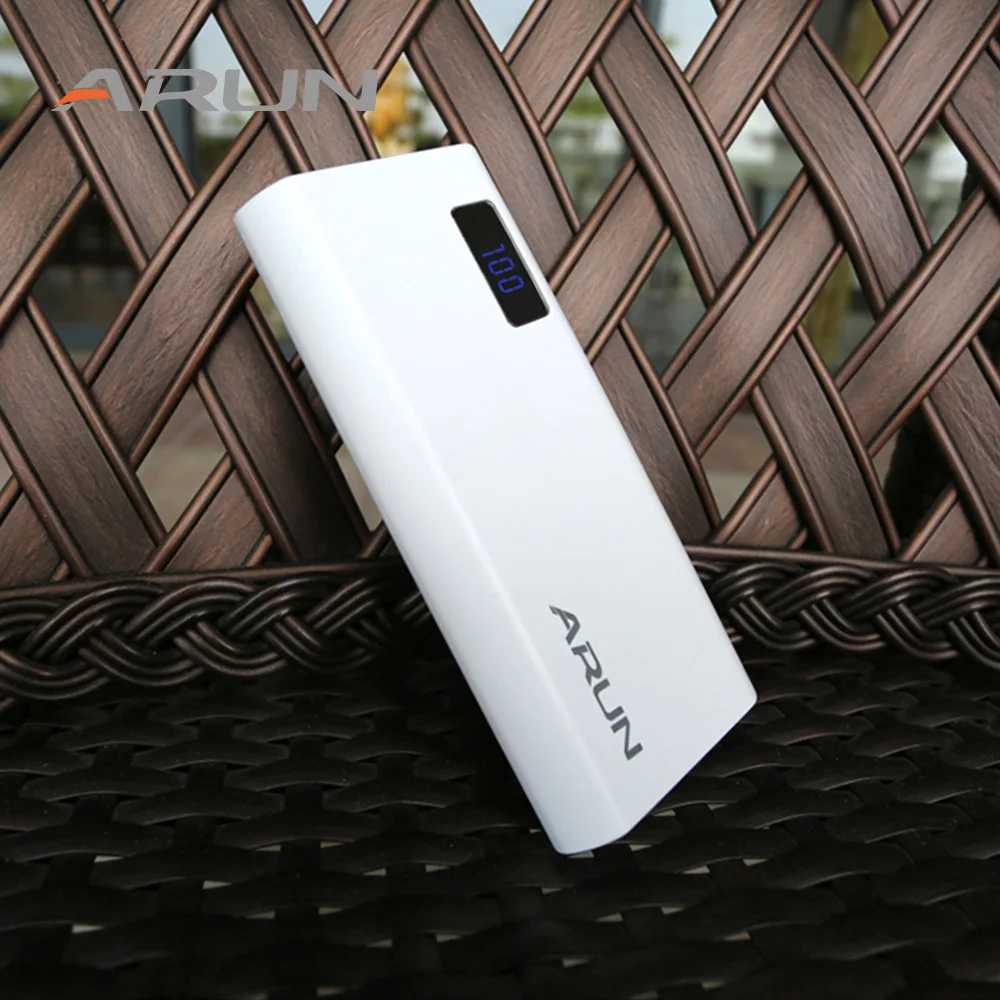 Внешний аккумулятор ARUN ёмкость 10000мАч 2 выходных порта USB LED фонарик подойдёт для