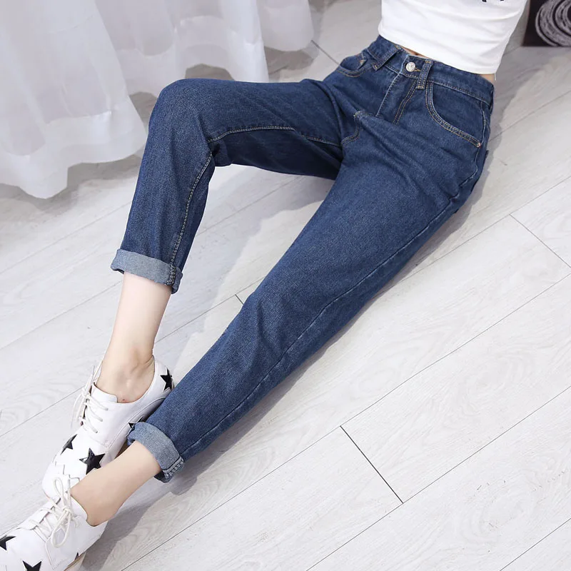 Джинсы для женщин с высокой талией светло-голубые свернутые джинсовые