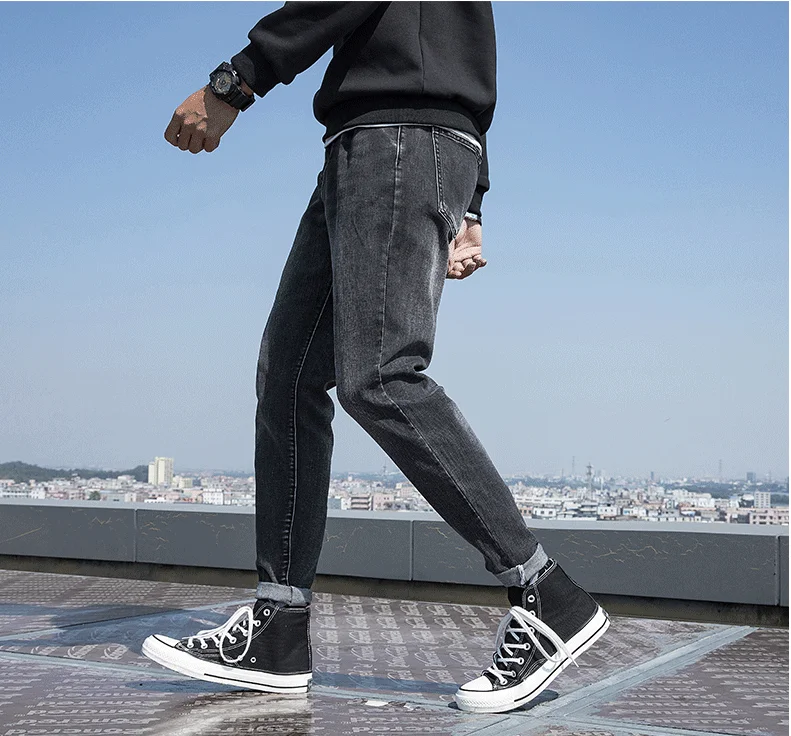 

Spring And Autumn New Fashion Casual Men's Jeans-NZKB05