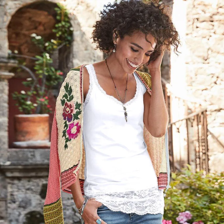 Женские хлопковые майки больших размеров с кружевным подолом однотонные