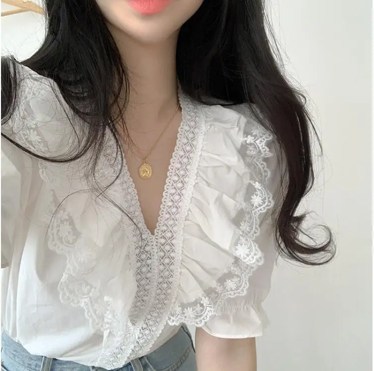 

White Top Lace Half Sleeve Blouse Korean Elegant Shirt Womens Tops And Blouses V-neck Sexy Clothes 2020 Beach Tunic