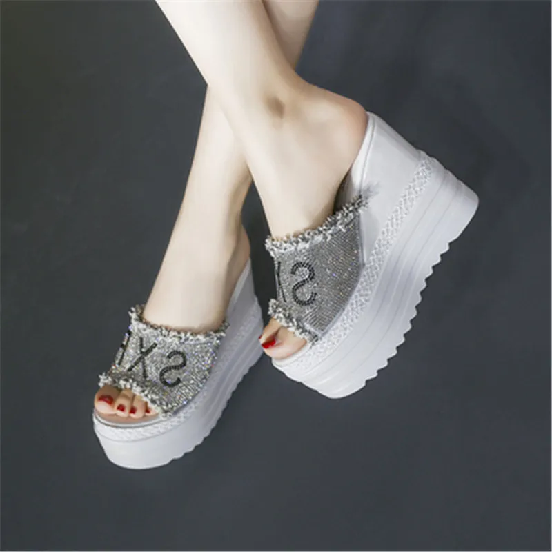 

New Women Wedges Slides High Heels leisure Summer Crystals Fashion Sandal Woman Shoes Women Platform Mules Slippers Black White
