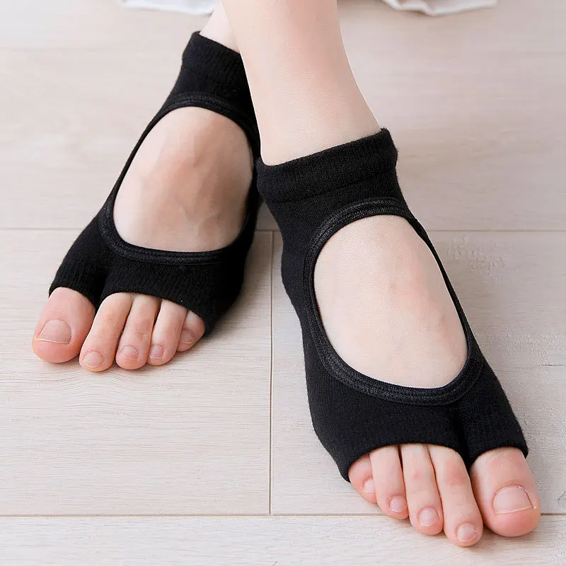 

Новые женские нескользящие носки для йоги, спортивные хлопковые носки с двумя пальцами для пилатеса, дышащие быстросохнущие профессиональ...