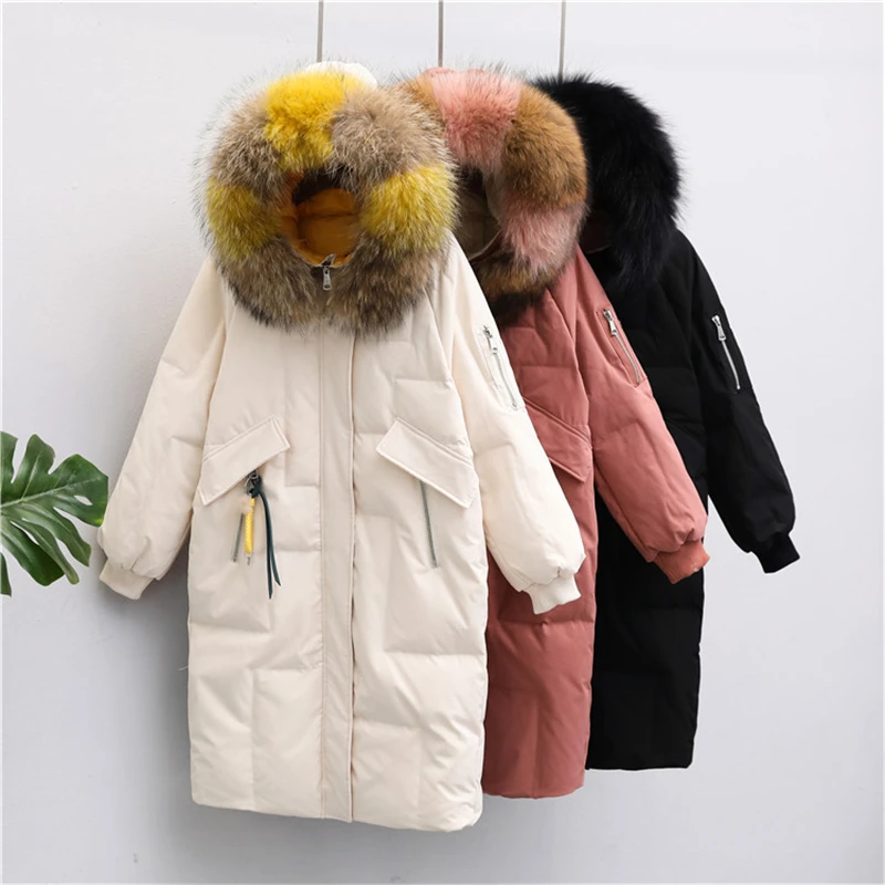 Женский длинный пуховик со скорпионом свободный выше колена с большим меховым