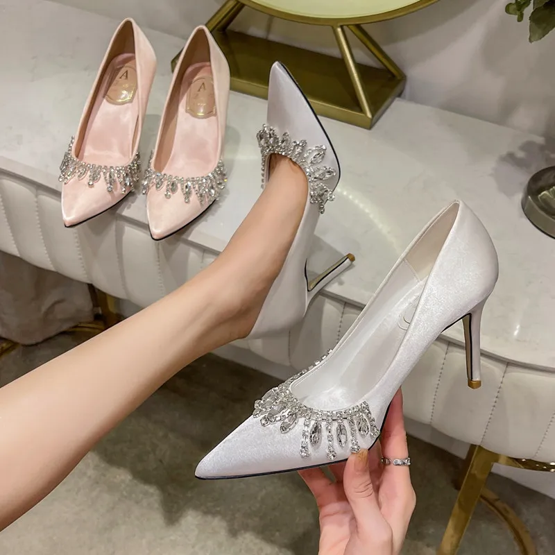 

Spring new white satin wedding bridal shoes tassel rhinestone dress stiletto high heel large size small size women's single shoe