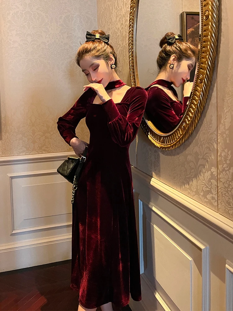 

The crimson gold velvet dress 2020 new autumn/winter square collar shows thin over-knee A-Line Vintage Solid Full