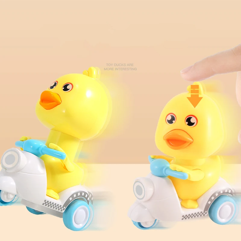 

Moveable Wind Up Toy for Kids Toys Cute Cartoon Clockwork Toy Yellow Duck Motor Pull Back 10.5*6.5*13CM Boy Girl Toy