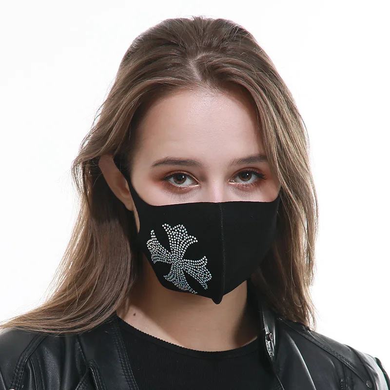 

5pcs/Pack Three-layer pure cotton cloth mask Hanging ear cotton mask, black dustproof and sunscreen washable three-layer cotton