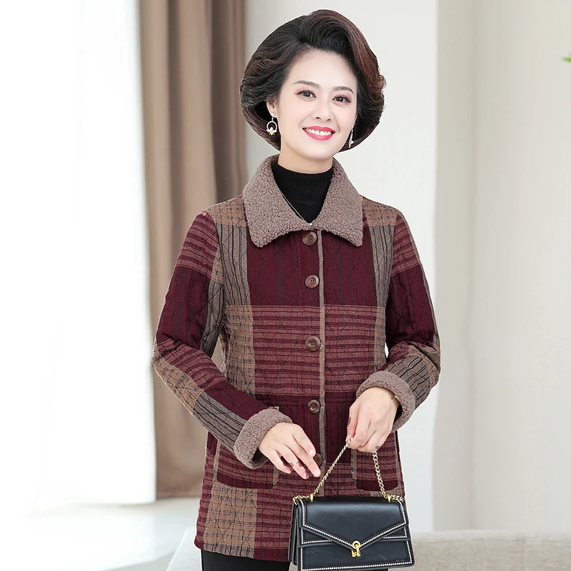 

Женские осенне-зимние хлопковые куртки для женщин среднего возраста 2021 новая Толстая теплая короткая верхняя одежда размера плюс 5XL парки