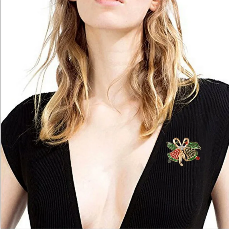 Металлическая брошь в виде колокольчиков деда мороза детской шляпы перчаток