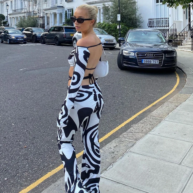 

Летняя одежда для женщин, винтажный наряд 2021, облегающая женская сексуальная одежда с принтом One Word, со светодиодной подсветкой и длинными р...