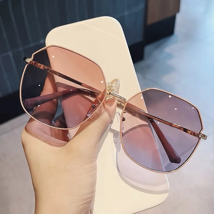 

2021 Women's Sunglasses Large Frame Polygon Women's Sunglasses Brand Designer Gradient Color UV Protection Vintage Glasses UV400