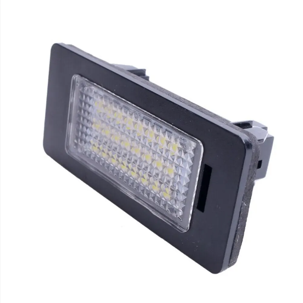 

1PC Car Light For BMW E60 E39 E61 E70 E71 E72 F10 F10N F18 F32 F33 F36 12V Car LED License Plate Lamp 6000K 2021