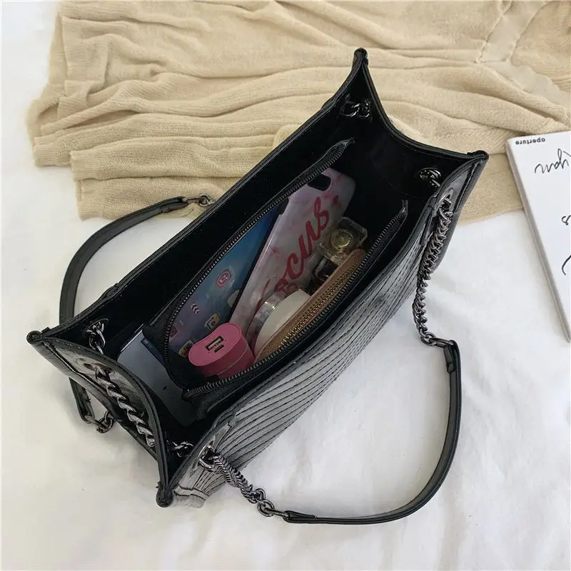 

Female Luxury Handbags Women Bags Designer Sac A Main Winter Large Shoulder Bag Women Travel Bags Leather Pu Quailty Bag M366