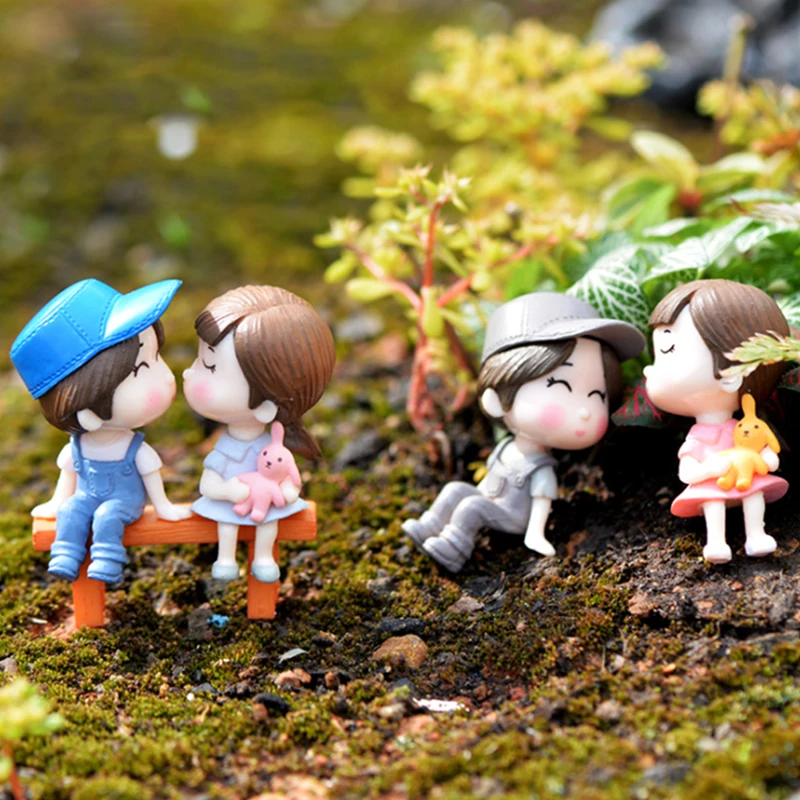 

2PCS Sweety Lovers Couple Figurines Miniatures Fairy Garden Crafts Home Deco