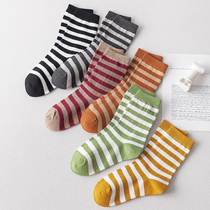 CARTELO New Stripe Stitching Korean Pattern Women Socks Fashion Casual Sport Breathable Cotton Stocking Middle Tube Socks