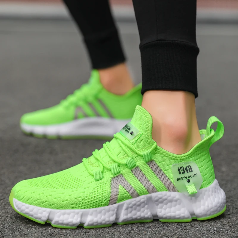 Кроссовки мужские сетчатые легкие дышащие Нескользящие на шнуровке