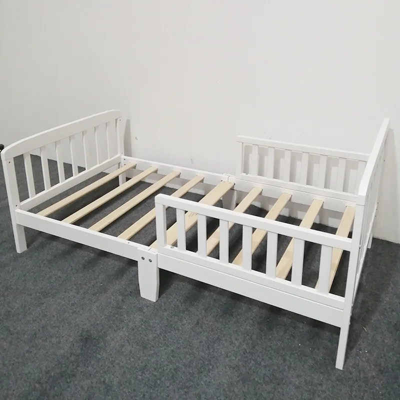 

Fenced children's bed pine bed white baby bed kindergarten bed boys and girls European wooden bed