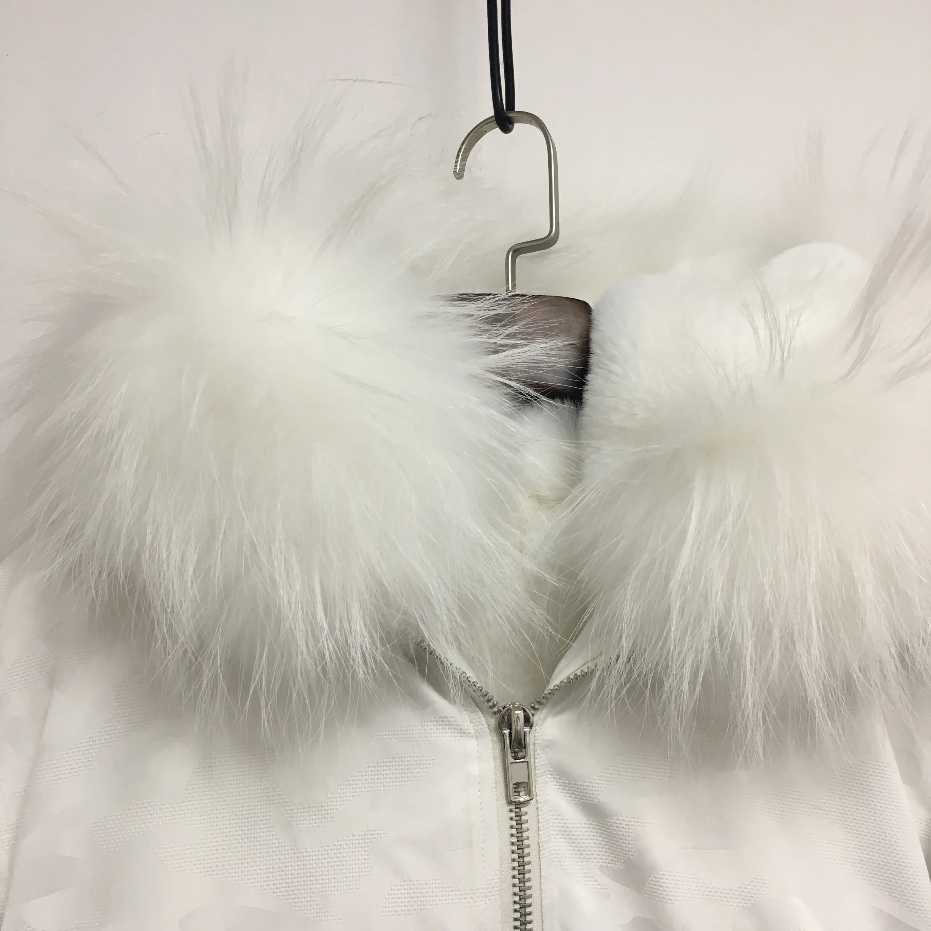 Новая коллекция одежда для блогера стеганое Стеганое пальто с капюшоном из