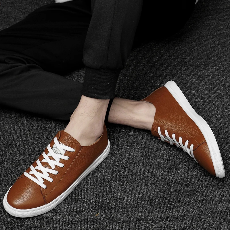 

Genuine Leather Men Shoes Casual Shoes for Men Cow Leather Metal Fashion Retro Simple Men for Men Flats