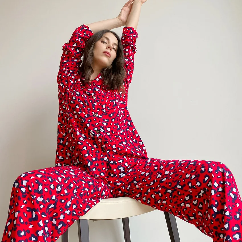

Women Viscose Pajama Set Full Leopard Printed Long Sleeve Top and Pants Rayon Nightwear Ladies Homewear Loungewear
