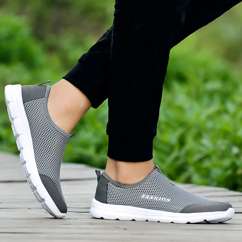 Кроссовки мужские сетчатые легкие, дышащие, Повседневная Уличная обувь для прогулок, для пар, лето 2019 от AliExpress WW
