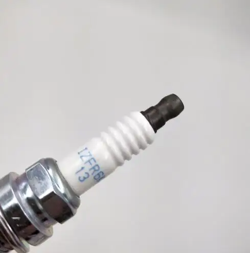 4 шт. 9807B-56A7W IZFR6K13 высокое качество иридиевая Свеча зажигания для Honda Fit 2007-2013 Accord