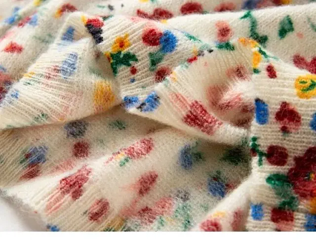 

2020 Autumn and Winter New Flower Print Mohair Sweater