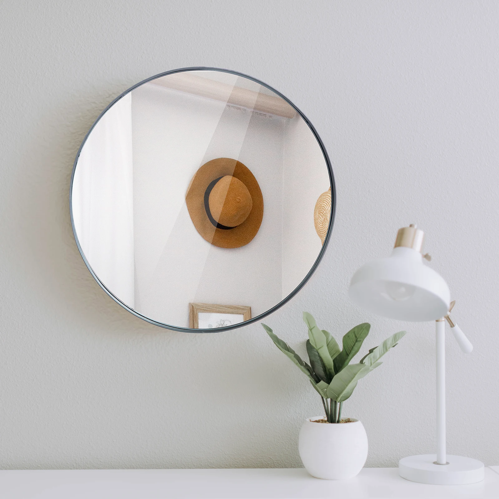 

24" Round Wall-Mounted Bathroom Mirror Black Metal Frame Circle Mirror for Living Room Bedroom Entry Way Etc[US-Stock]