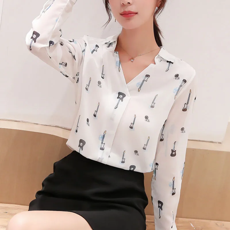 

2021 autumn fashion women chiffon shirt long sleeve v-neck women blouses casual printed plus size women tops OL style 5992 50